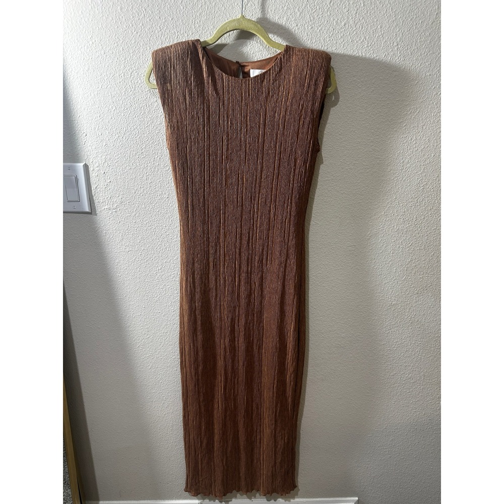 ASTR The Label Womens in S Brown Copper Plisse Pleated Midi Padded Shoulder - Picture 4 of 5